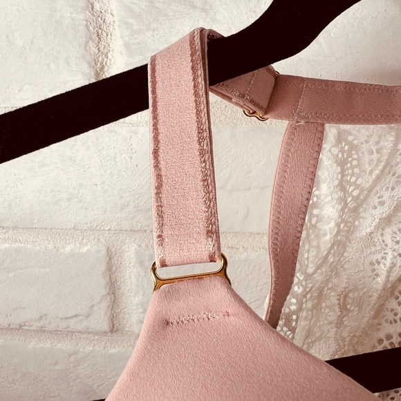 NWT Soma Embraceable Geo Lace
Racerback Underwire Bra 40 C Adobe Rose pink #0499 - Picture 4 of 12